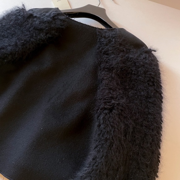 Yeon Myrto black Jacket 4 NWT Noir Faux Fur Sleeve cropped winter coat - Picture 10 of 14